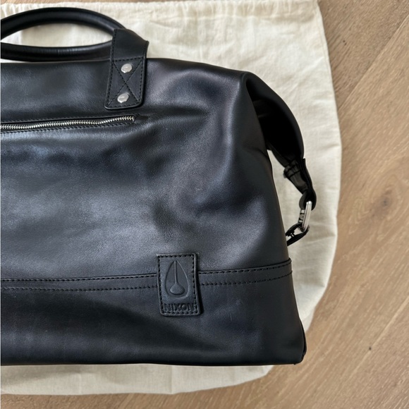 NIXON Desperado Duffel II Black Leather 35L - Picture 5 of 16